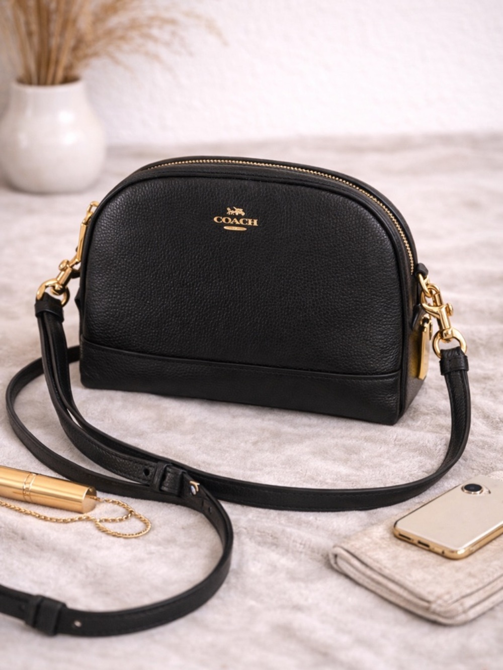 Coach Black Leather Crossbody Bag structured Camera Bag Gold Hardware - Picture 13 of 13